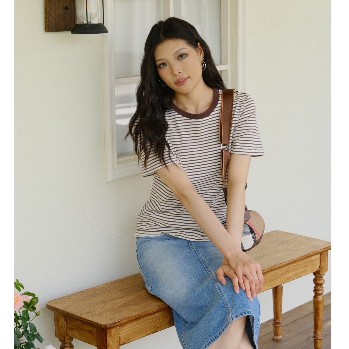 Must-Have Brown Striped Tee – Contrast Collar, Relaxed Fit, Perfect for Casual Days & Layering  #A07-BROWN