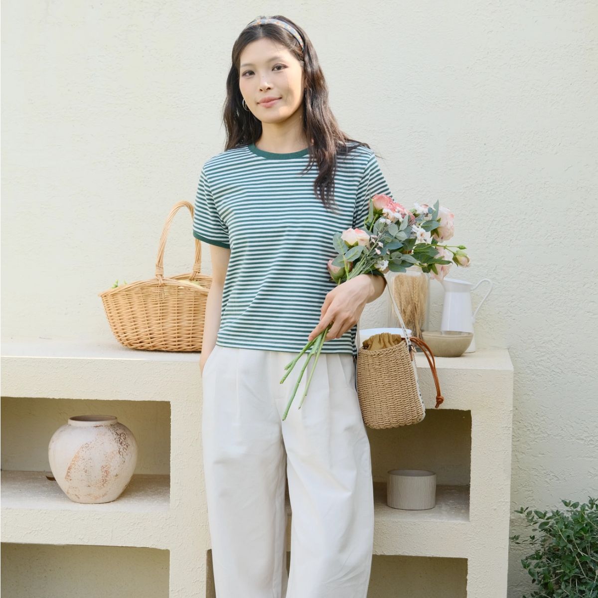 Chic Green & White Striped Tee – Casual Comfort Meets Minimalist Style!【A15-GREEN】