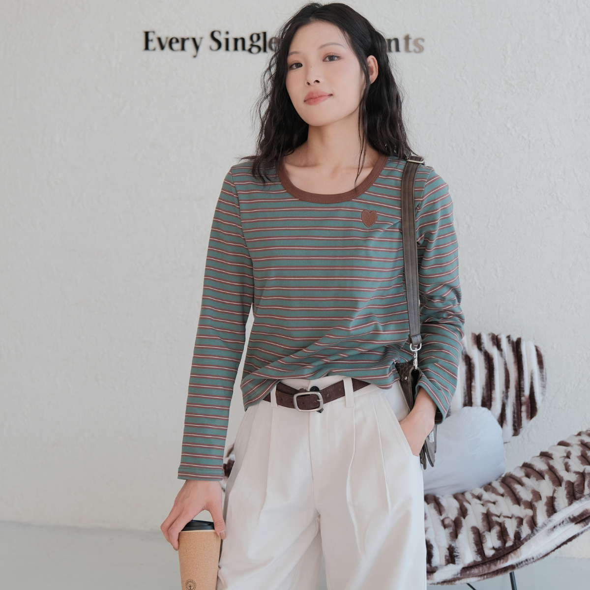 Cute Striped Long-Sleeve T-Shirt with Embroidered Heart | Casual & Sweet Essential【J202-COFFEE】
